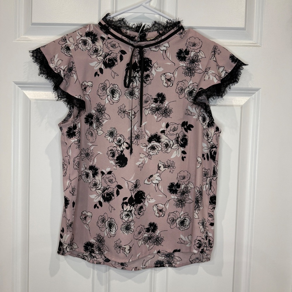 Lily White Pink Floral Lace Trim Mock Neck Cap Sleeve Blouse Size Small